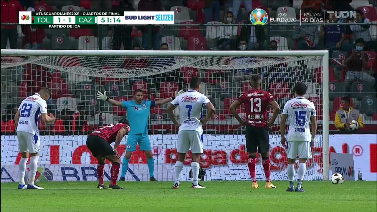 ¡GOOOL! Michael Estrada anota para Toluca.
