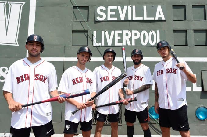 El Sevilla se vuela la barda en el Fenway Park