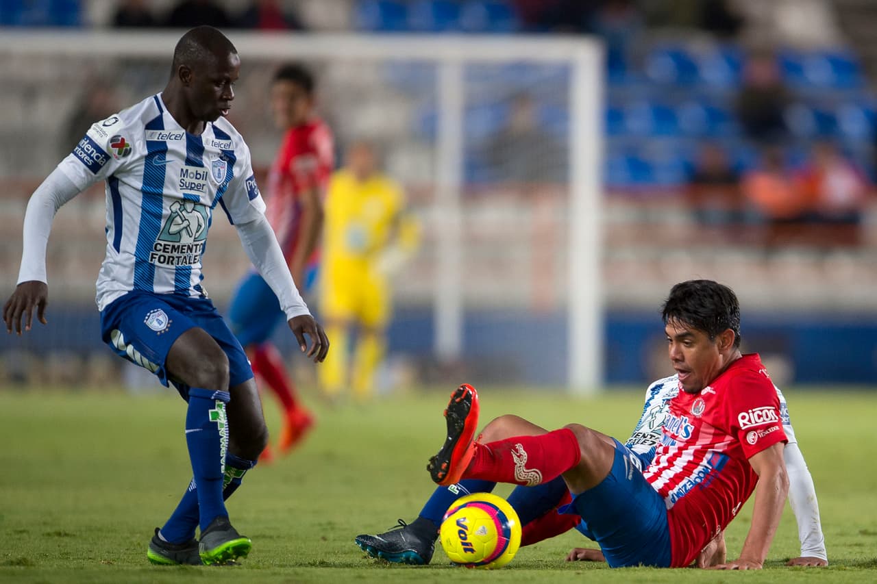 Pachuca: Dairon Mosquera, 1 juego, 90 minutos.