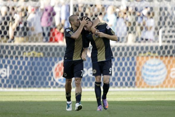 La delantera del Philadelphia Union salió en una de sus mejores tardes ante Chivas USA.