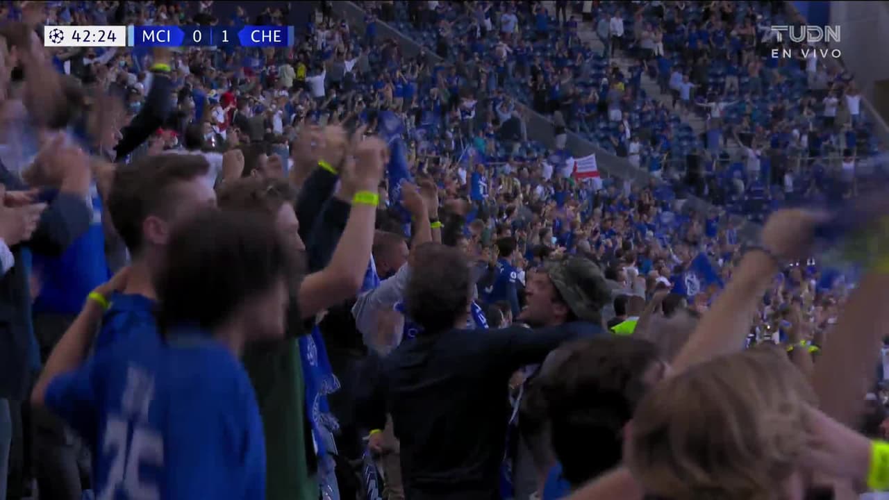 ¡GOL!  anota para Chelsea. Kai Havertz