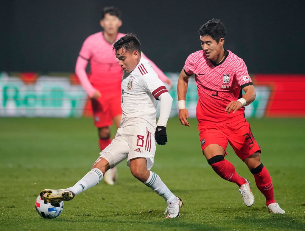 Corea del Sur abrió el marcador a los 20’ de juego. Apareció Raúl Jiménez (67’) para marcar el empate. Un par de minutos después Antuno (69’) dio vuelta al marcador y Salcedo (70’) marcaba el tercero para México. Al 87’ Kyung -won hizo el segundo de los asiáticos.