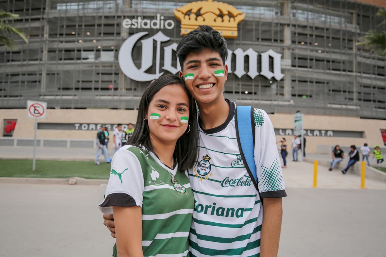 Los fanáticos de Santos Laguna en la antesala del duelo ante Xolos de Tijuana por la 
<a href="https://www.univision.com/deportes/futbol/liga-mx/" target="_blank">Liga MX</a>.