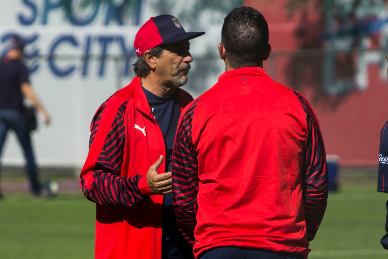 Tomas Boy tuvo su primera práctica como técnico de Chivas de Guadalajara, con la idea de poner su sello en el equipo para que se note en resultados en el Clausura 2019 de la Liga MX.