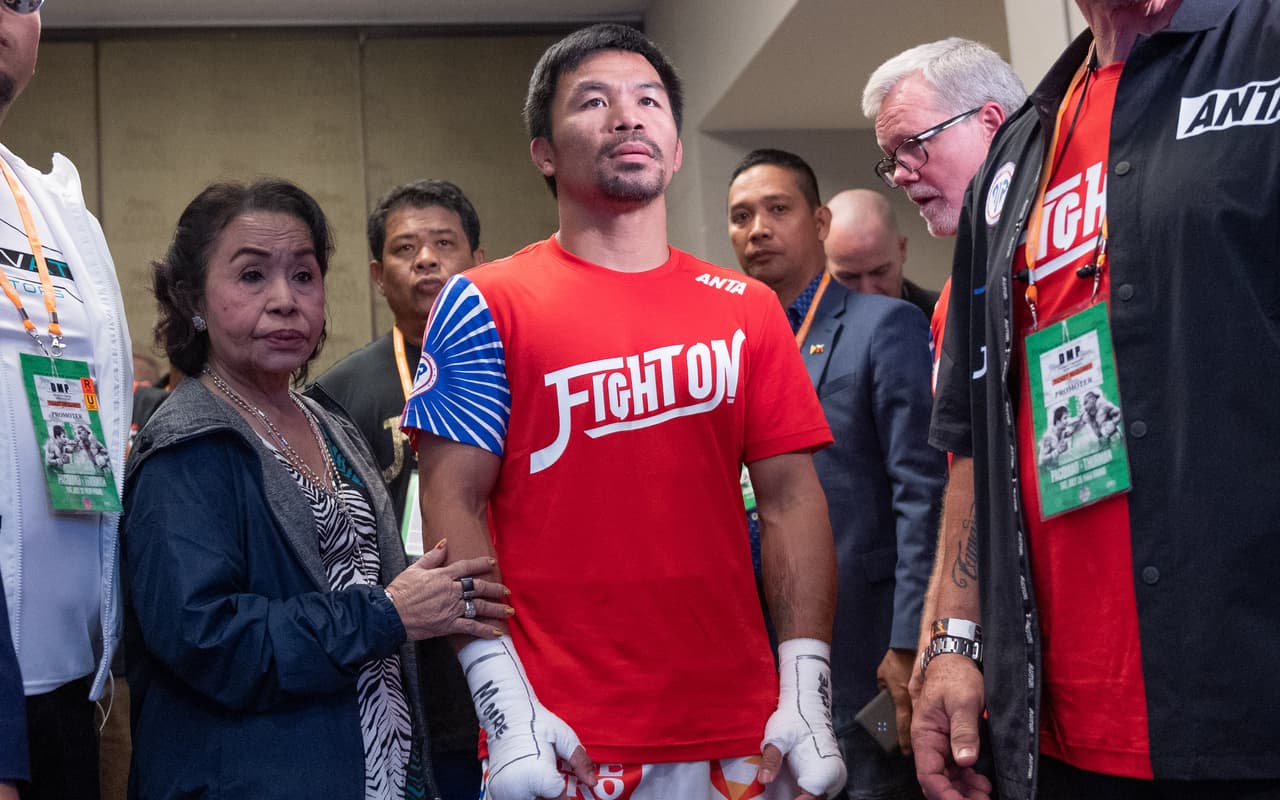 A sus 40 años, Pacquiao calló bocas con un tremendo despliegue de fortaleza y rapidez. Thurman cayó en el primer round y entregó su cetro wélter AMB al filipino.