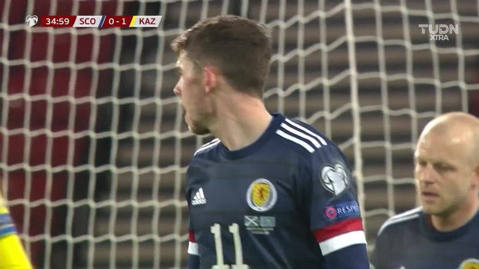 Tiro desviado de Ryan Christie