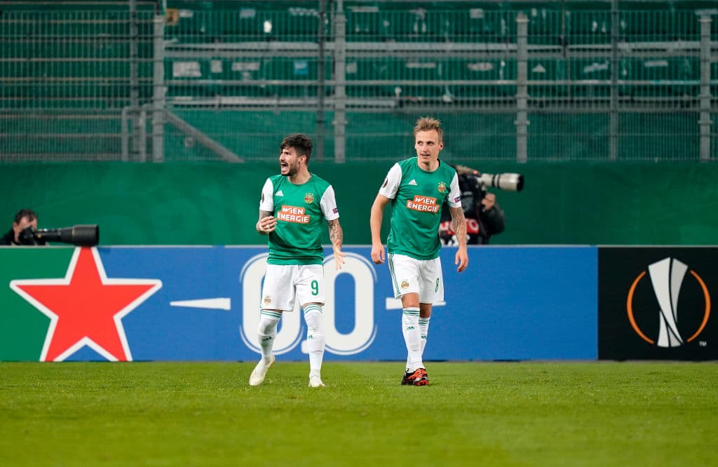 Rapid Viena 1-2 Arsenal | Fountas (51’) adelantaba a los locales, pero con goles de David Luiz (70’) y Aubemayang (74’), el cuadro inglés salió con la victoria. Rapid Viena se medirá al Molde FK y Arsenal al Dundalk en la segunda jornada de la justa.