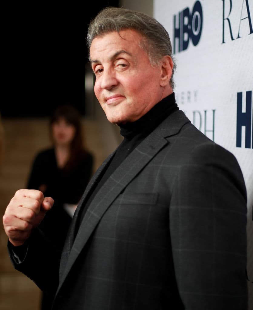 10. Sylvester Stallone - 400 millones de dólares.
<br>