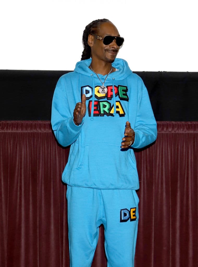 Sin embargo, nunca se ha visto un equipo totalmente propiedad de un empresario negro.