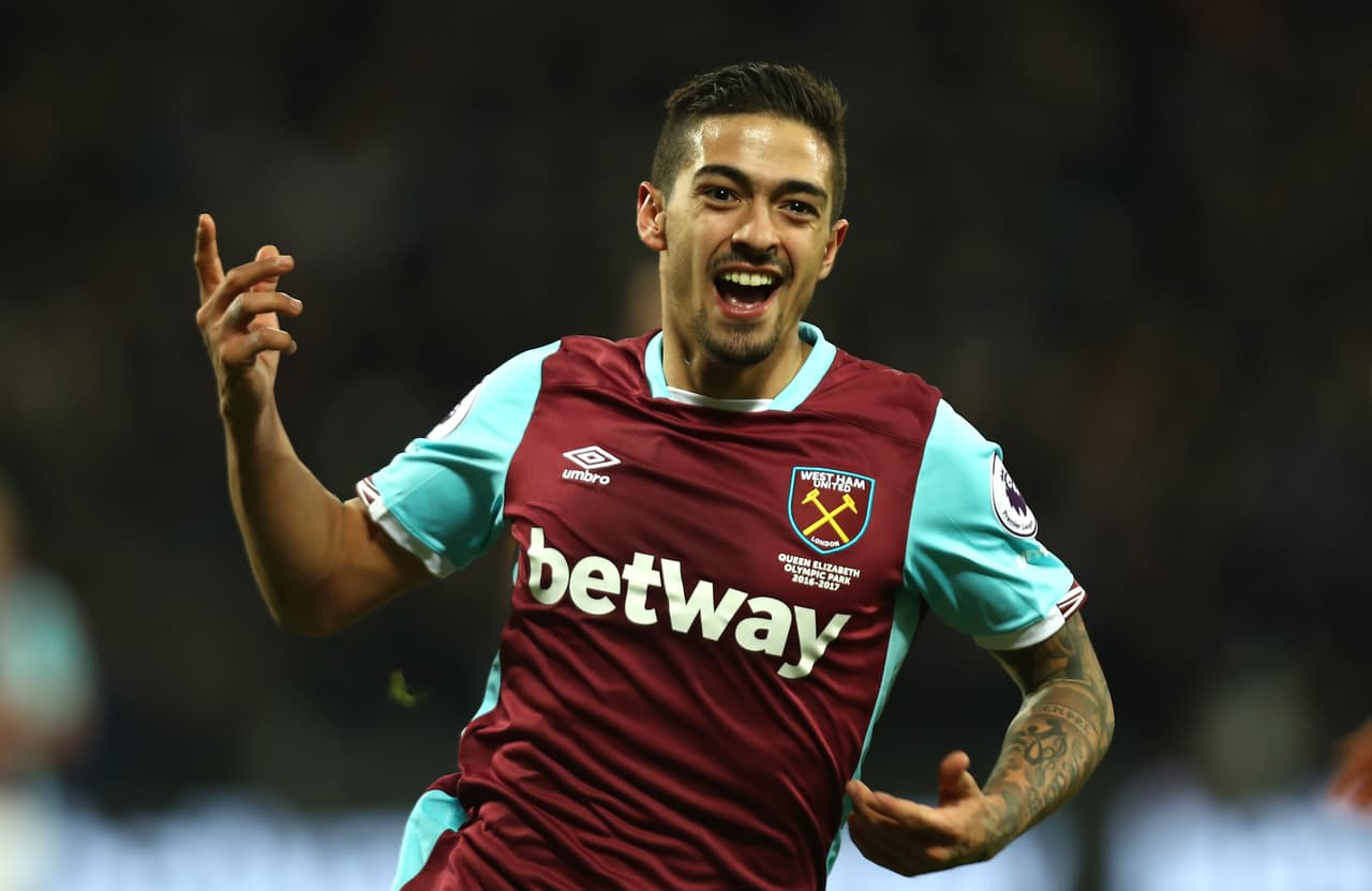 El argentino Manuel Lanzini, figura en el anterior proceso, también ha mantenido su sitio entre los titulares y ahora jugadores de usual juego con Moyes.