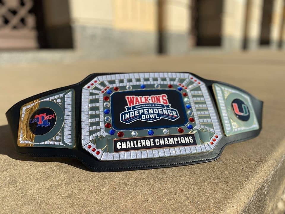 Louisiana Tech 14-0 Miami, en el Independence Stadium, Shreveport, LA el 26 de diciembre.