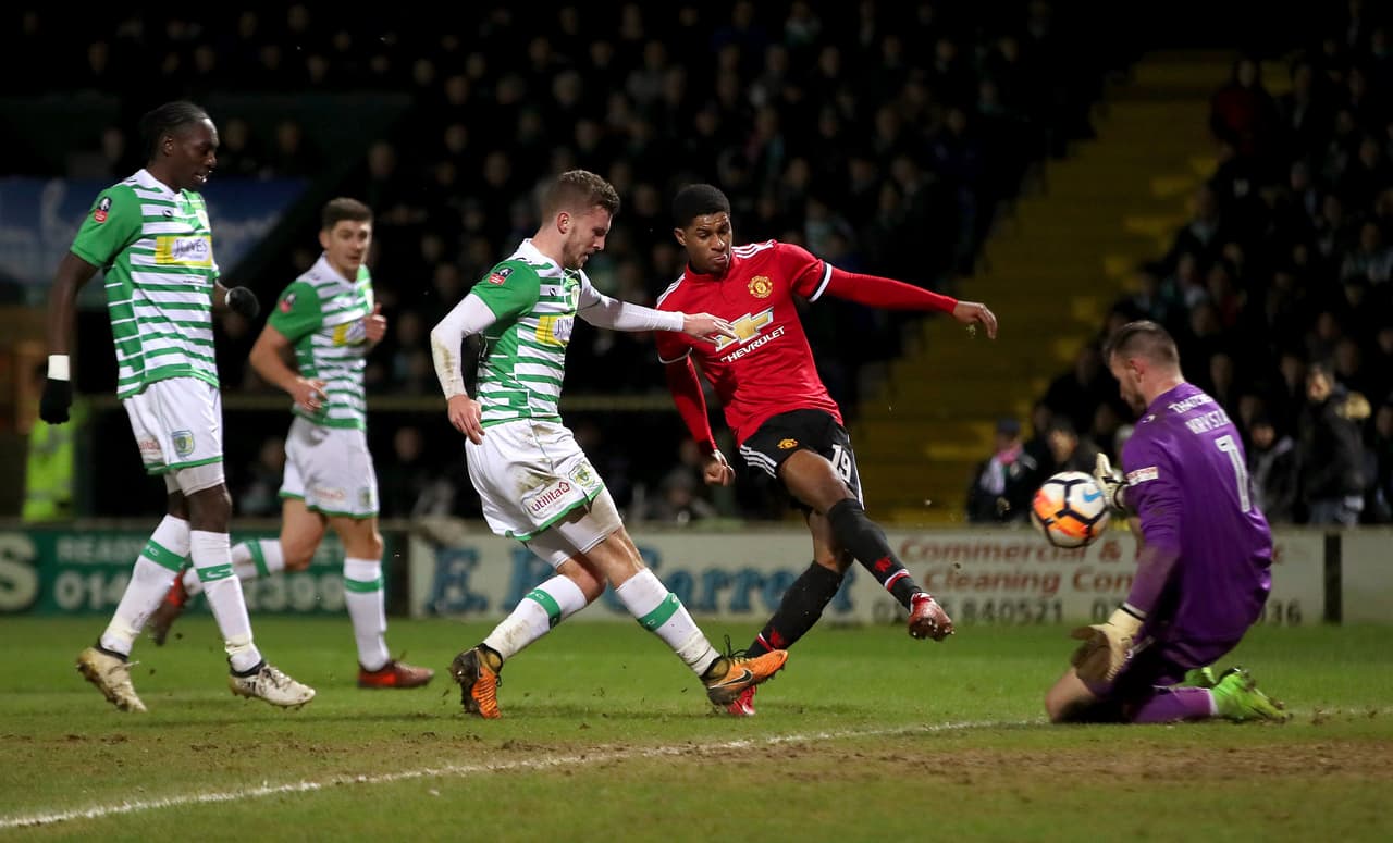 El joven inglés pudo capitalizar la jugada y anotar de esta forma su décimoprimer gol de la temporada.