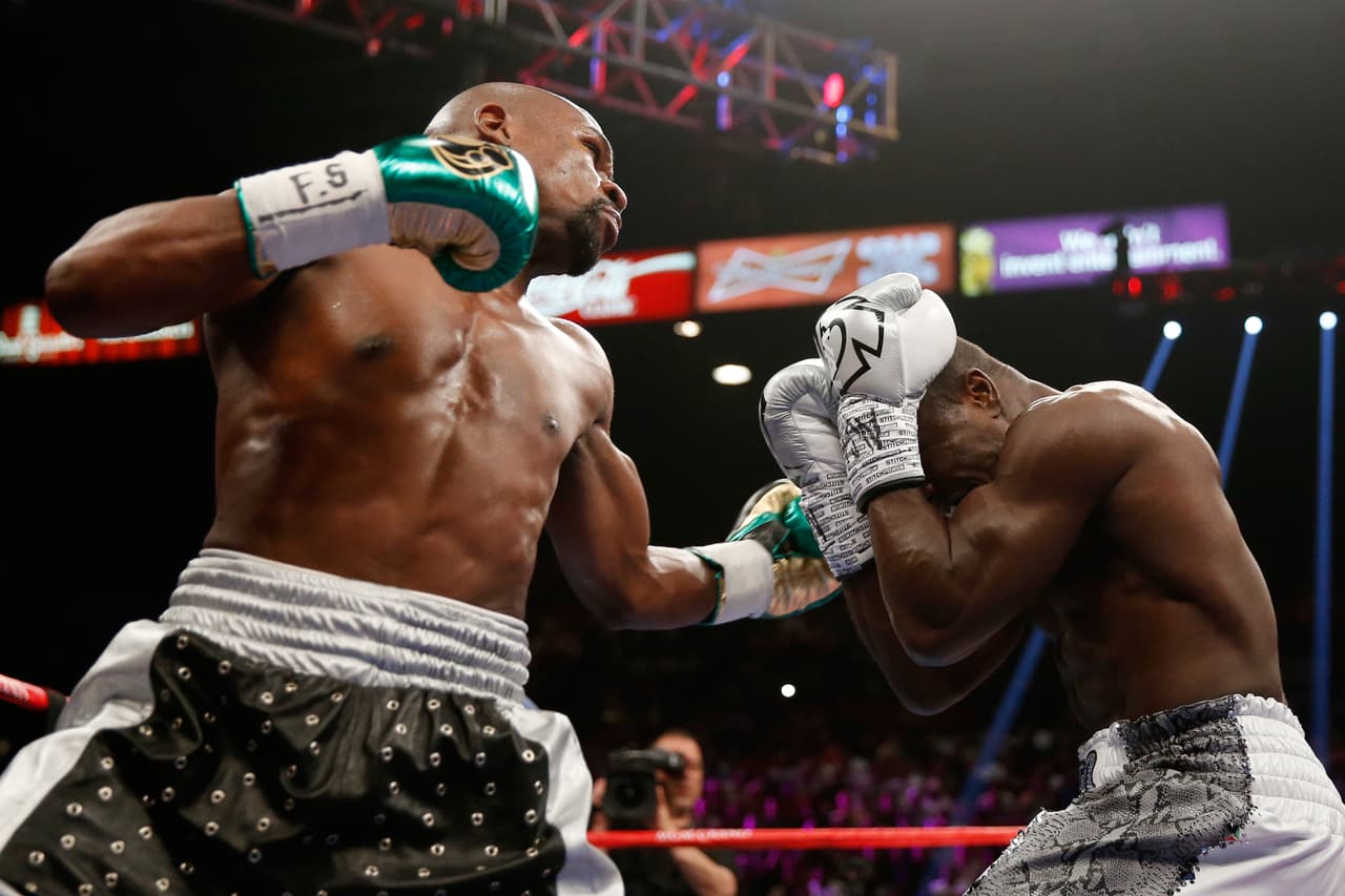 Cuando Maywetaher quiso la pelea ganó en acción y en amoción.