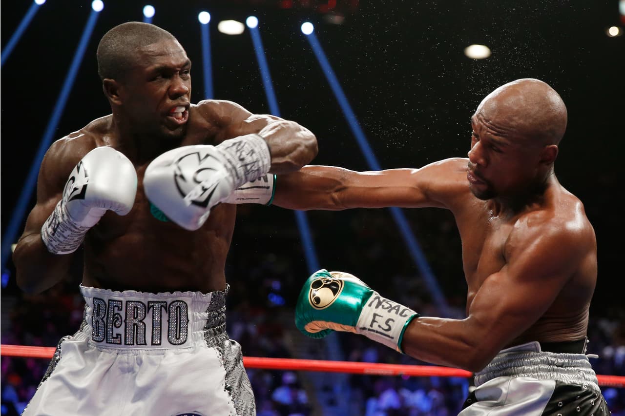 En la segunda mitad Berto trato de buscar más, pero tampoco pudo al tener la iniciativa.