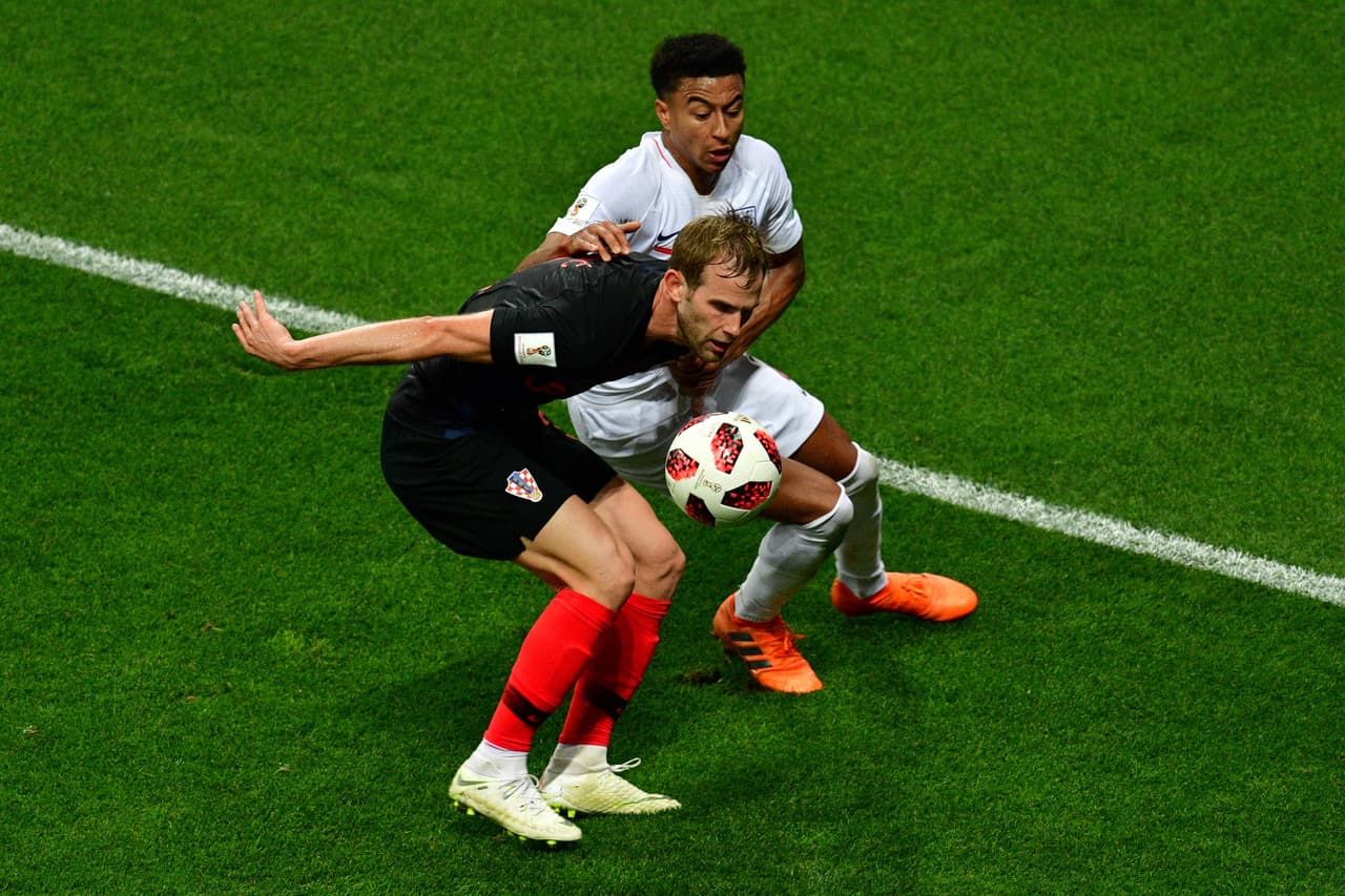Ivan Strinic: El lateral izquierdo tiene más vocación defensiva que ofensiva, muy aplicado en las marcas y en el ida y vuelta.