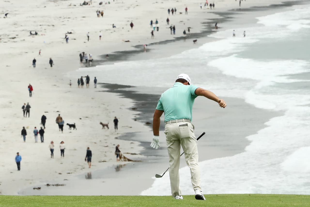 El campo de Pebble Beach en California ofrece postales espectaculares en el US Open de golf, el tercer torneo de 'Grand Slam' de la temporada de ese deporte.