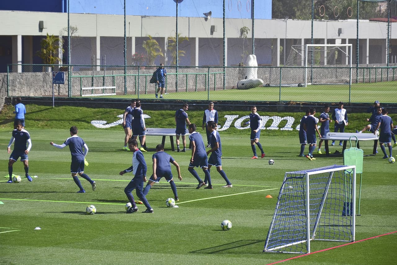 Caixinha no ha logrado encarrilar de nuevo al equipo luego de que el torneo pasado fuera casi imparable, pero perdiera la final contra América.