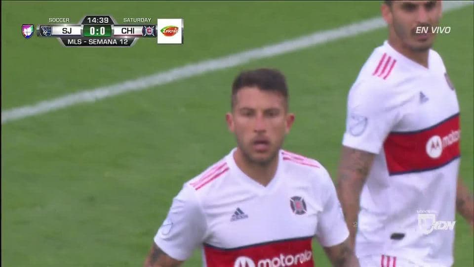 Tiro de esquina para Chicago Fire