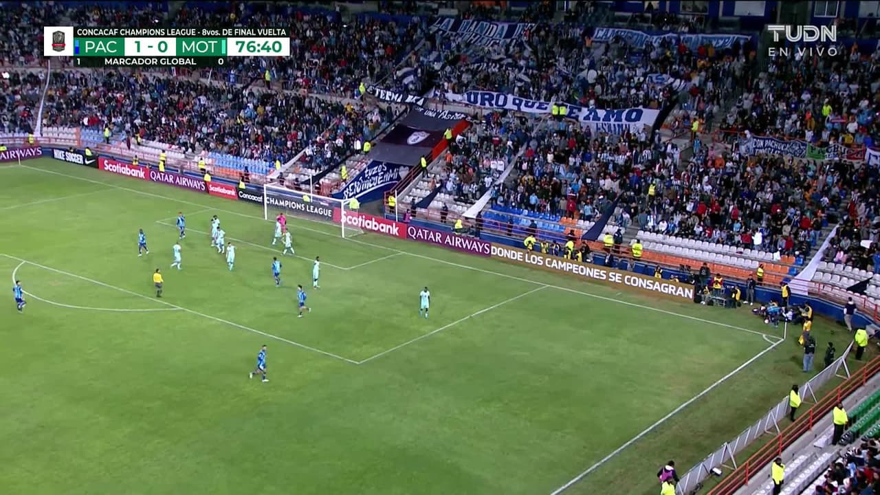 ¡TIRO ATAJADO! disparo por Illian Hernández.