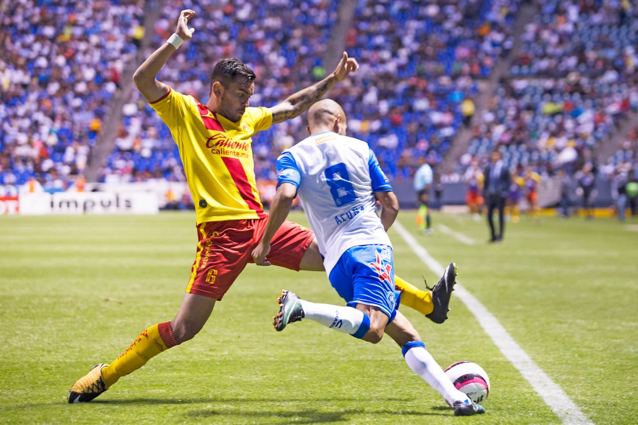 Puebla mantuvo la presión pero Monarcas tuvo varias de peligro en un primer tiempo de muchas emociones.