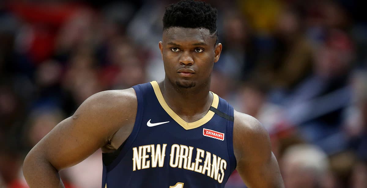 El primer seleccionado del Draft de la NBA en 2019 aparece en una tarjeta que firmó como novato de los New Orleans Pelicans y que ya está cerca de los $100 mil dólares.