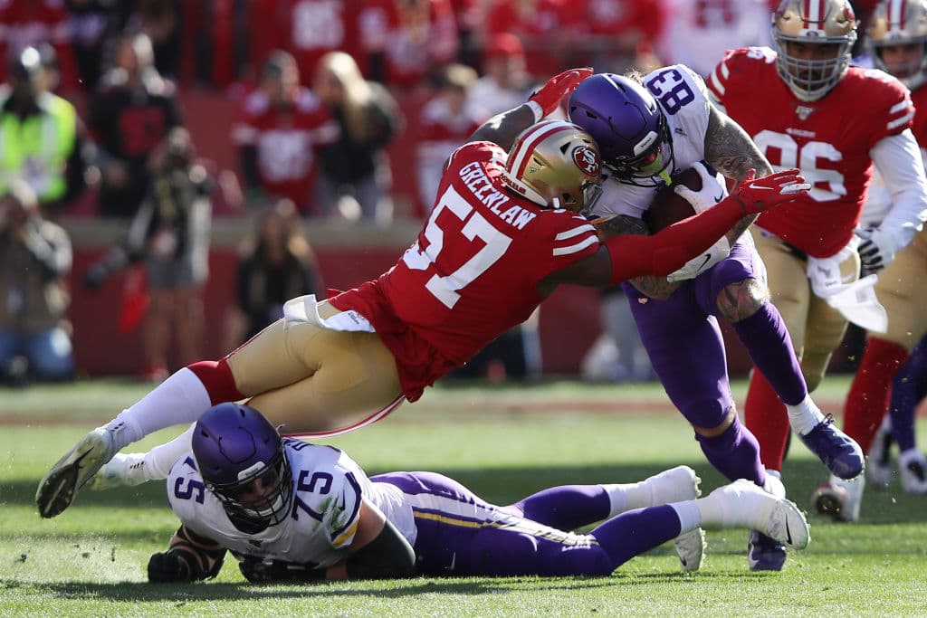 San Francisco se impone 27-10 a los Minnesota Vikings en el Levi's Stadium.