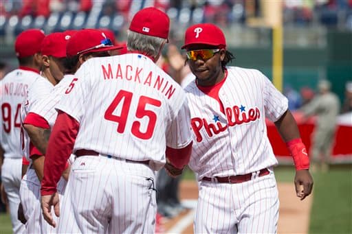 Filis hundieron a Padres con dos impulsadas de Franco