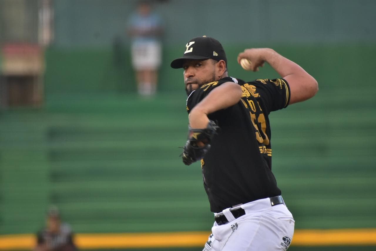 En el juego 7, los Acereros de Monclova vencen 9-5 a los Leones de Yucatán y por primera vez son campeones de la LMB.