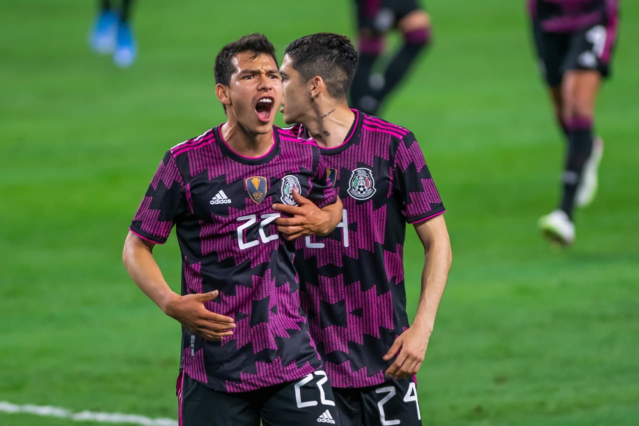 La selección mexicana derrotó a Islandia tras un primer tiempo que generó algunas dudas, pero en el complemento con ‘Chucky’ Lozano, Héctor Herrera, Néstor Araujo y Gerardo Arteaga, el partido se volvió todo del lado del Tri y se llevaron el triunfo.