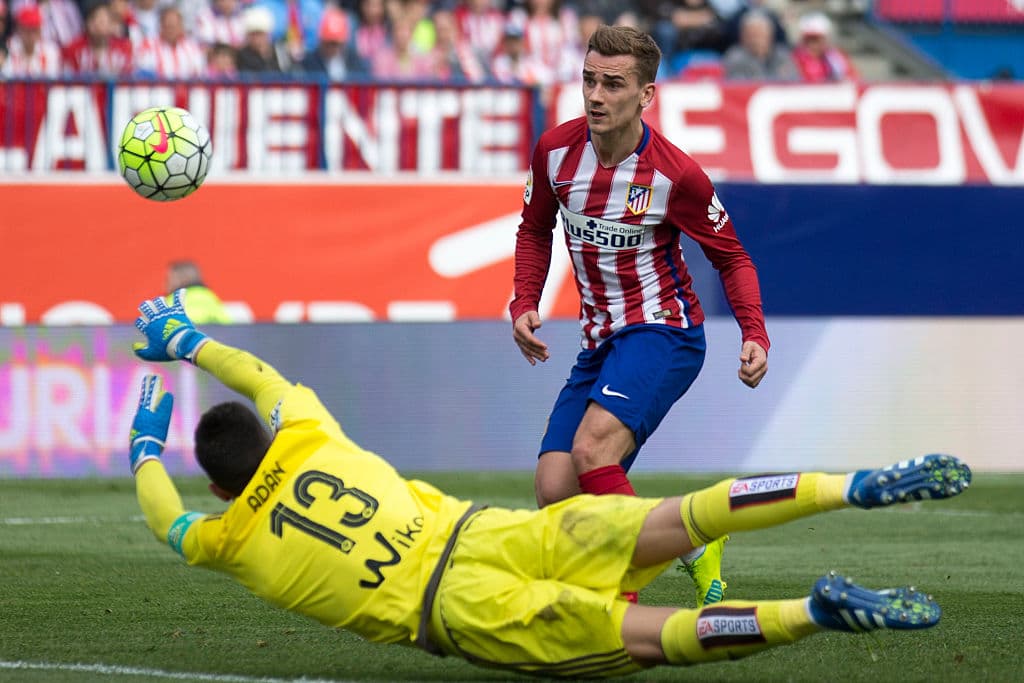 <b>8.- Todo un goleador</b>. Antoine Griezmann suma 94 goles con la camiseta del Atlético de Madrid en partidos de La Liga y 133 en total, incluyendo competencias domésticas y europeas Se queda como el quinto máximo goleador en la historia del Atleti.