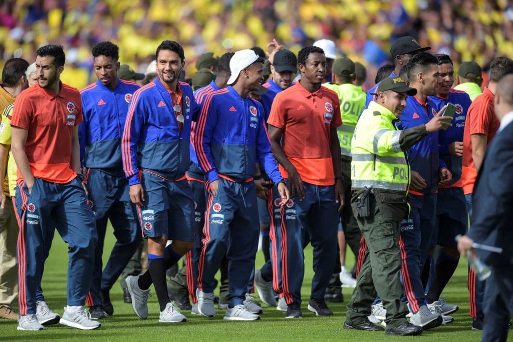Hicieron una especie de vuelta olímpica, donde saludaron a todos los sectores del estadio El Campín.