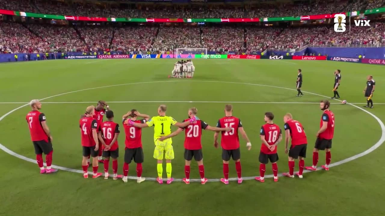 ¡Minuto de silencio en Kansas City!