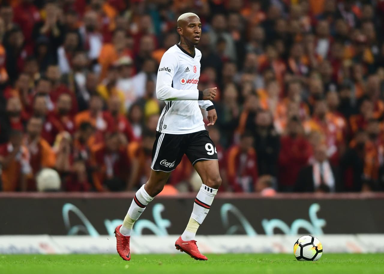 El brasileño Talisca ya tiene pretendientes en este mercado después de su rendimiento con el Besiktas. Se dice que podría pasar nada más y nada menos que al Manchester United.