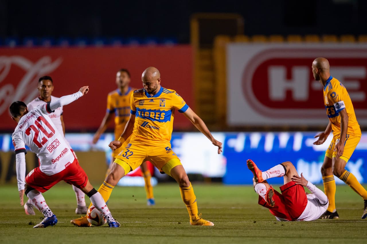 El goledor del torneo Alexis Canelo se encarga de anotar el gol que la da la victoria a Toluca 0-1 sobre Tigres. Los regios han conseguido cuatro de los últimos 12 puntos y los Diablos se suben a la segunda posición de la tabla de manera momentánea.