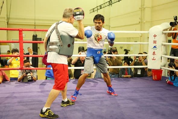 Manny Pacquiao entrena