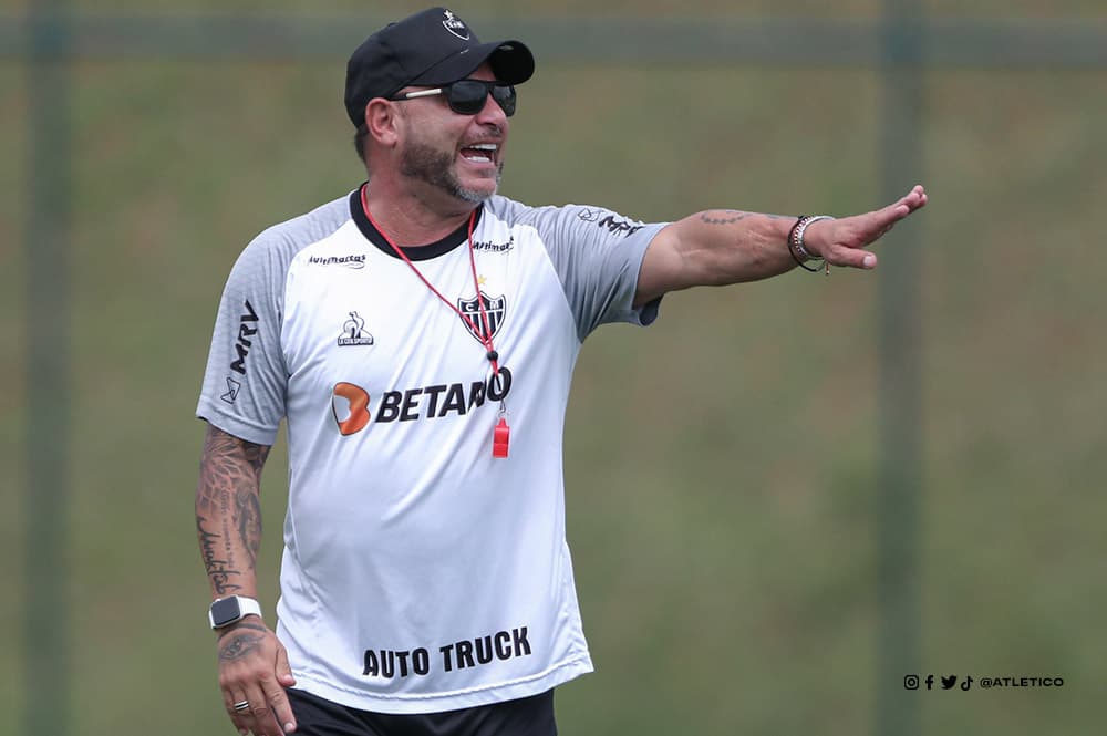 Rayados fracasa en el Mundial y Mohamed triunfa con Atlético Mineiro