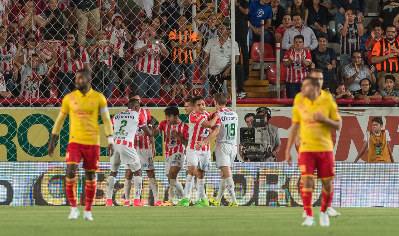El chileno anotó con un disparo cruzado desde fuera del área al minuto 12. Un golazo que adelantó a los Rayos.