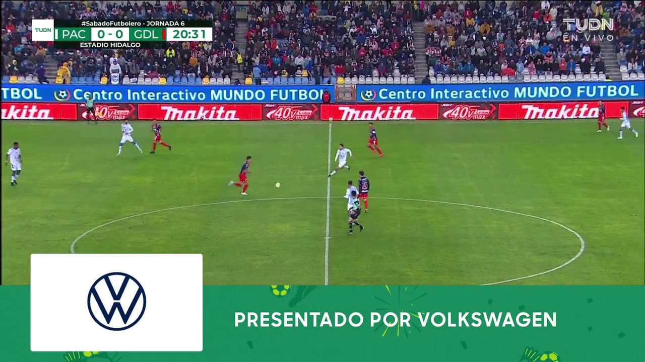 ¡TIRO ATAJADO! disparo por Víctor Guzmán.