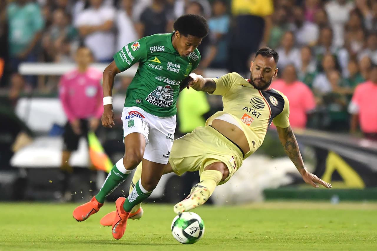 during the game Leon vs America, corresponding to the Semifinals second leg match of the Liga BBVA Bancomer MX Torneo Clausura 2019, at La Nou Camp Stadium, Leon, Guanajuato, México, on May 19, 2019. 
<br>
<br> durante el partido León vs América, correspondiente al partido de Vuelta de las Semifinales de la Liga BBVA Bancomer MX Torneo Clausura 2019, en el Estadio Nou Camp, León, Guanajuato, México, el 19 de mayo de 2019.