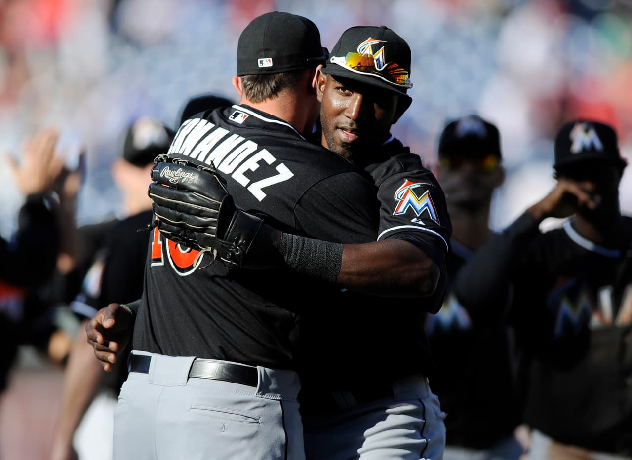 Al menos tres jugadores de los Marlins declinaron ir al bote de José Fernández