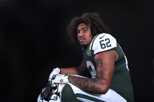 .Checa las imágenes del novato egresado de USC, el DT Leonard Williams, ya como todo un integrante de los New York Jets (AP-NFL).