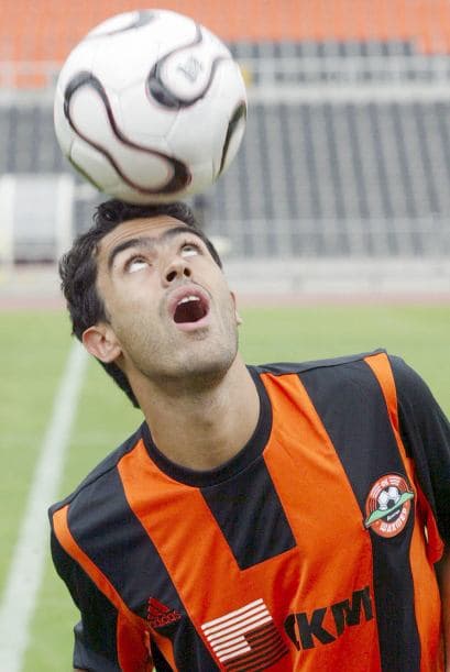 De poca duración también habían sido sus estadías con el Shakhtar y el Dnipro en Ucrania, con el Aris Salonica en Grecia, el Manchester City en Inglaterra o el Chicago Fire en la MLS.