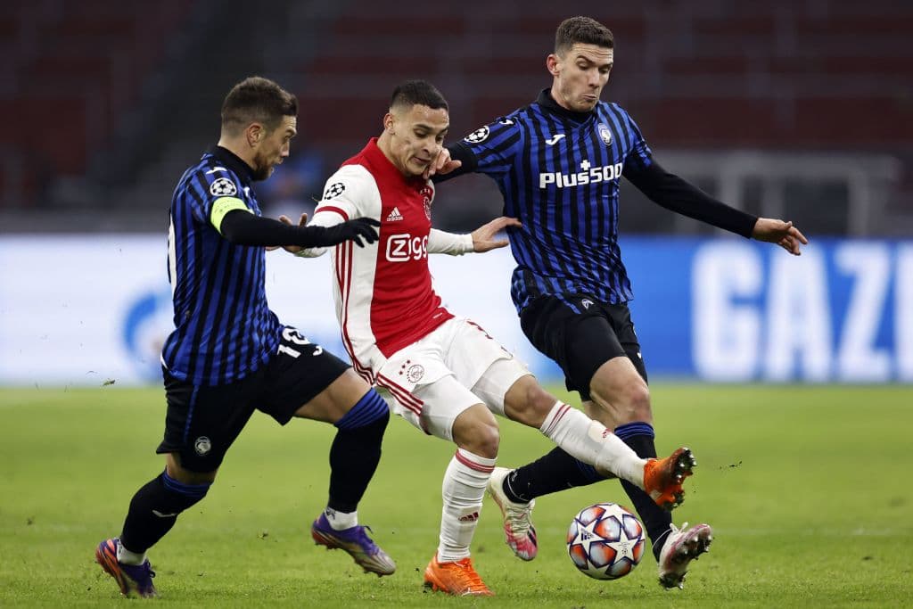 Atalanta triunfa sobre el Ajax 1-0 y consiguen su calificación a Octavos dentro de la UEFA Champions League. Muriel fue el encargado de darle el gol de la victoria al equipo de 'la dea'.