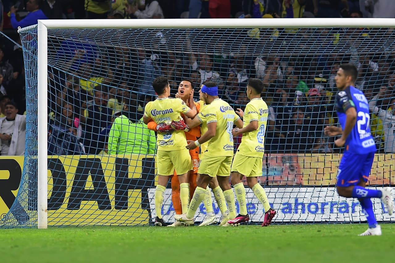 Malagón y su penal a Rayados: "Ganas de llorar, de las mejores noches"