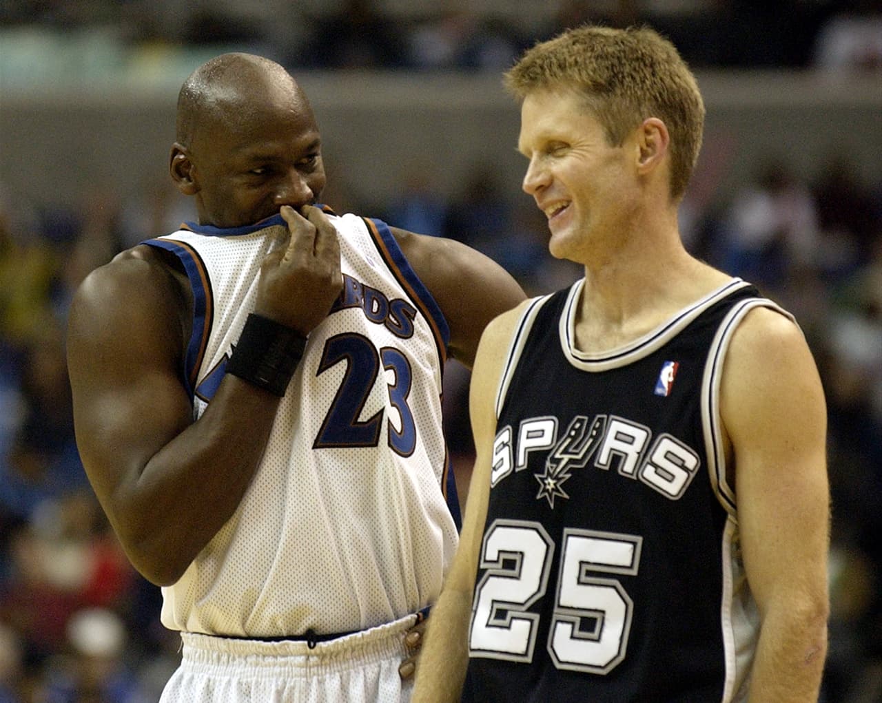Kerr no está de acuerdo con Jordan sobre la cirugía de Pippen 