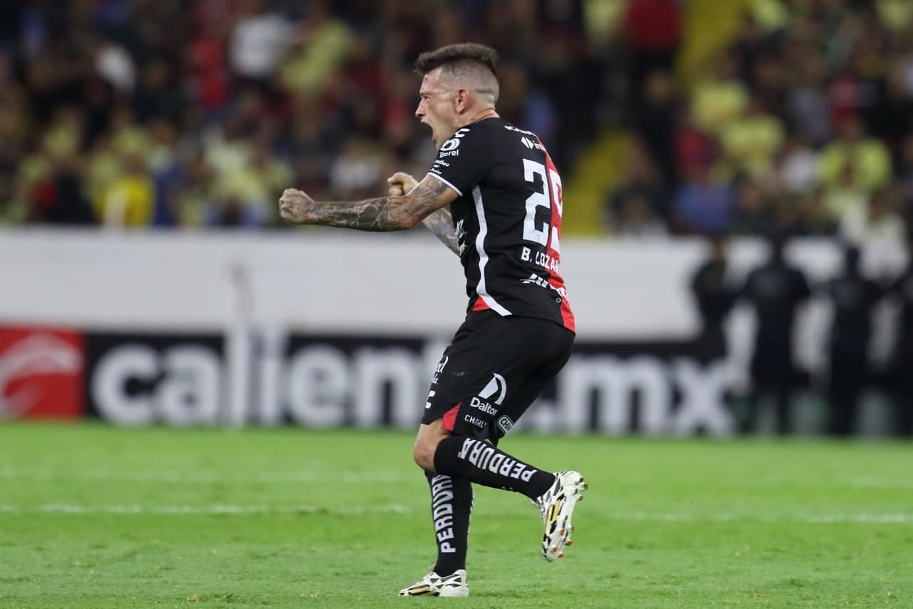 Atlas vino de atrás para remontarle dos goles al América y empatar para repartir puntos en la jornada 9 del Clausura 2023 de la Liga MX, con lo que el América se mantiene en el cuarto lugar de la clasificación, mientras que el Atlas aún está fuera de puestos de repechaje.