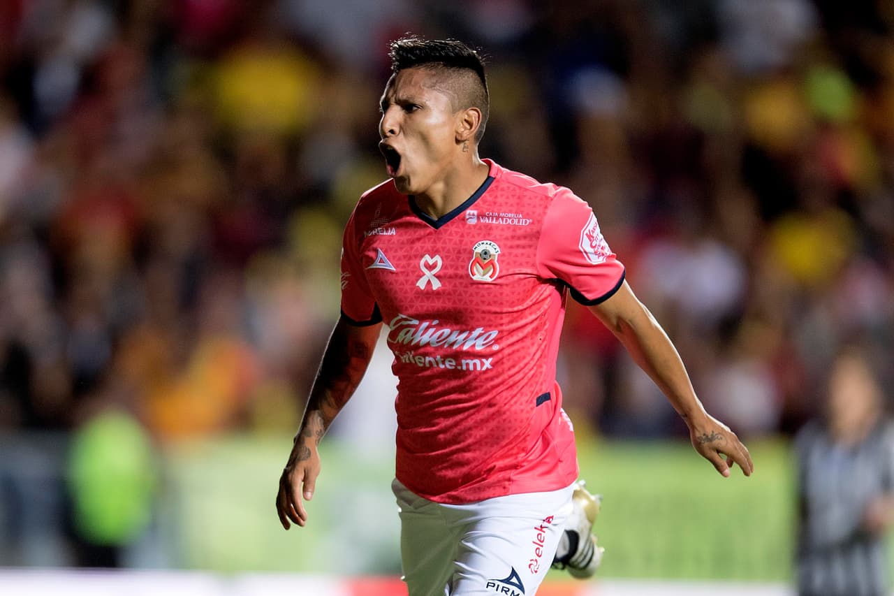 Ahora con más experiencia será uno de los candidatos para convertirse nuevamente en goleador en el CL17 luego de lo demostrado en el AP16 donde dejó un gran sabor de boca al disputar los 17 juegos del torneo regular (15 de titular). Sin embargo, podría haber una presión que lo podría perjudicar por el problema de descenso que atraviesa Morelia.