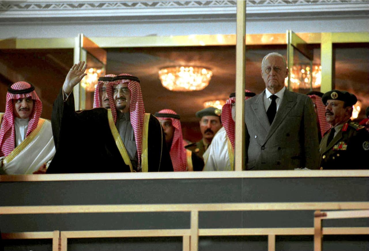 El monarca dispuso la creación de un torneo con las cinco selecciones campeonas de cada una de las confederaciones de la FIFA, más la anfitriona Arabia Saudita, en 1992.