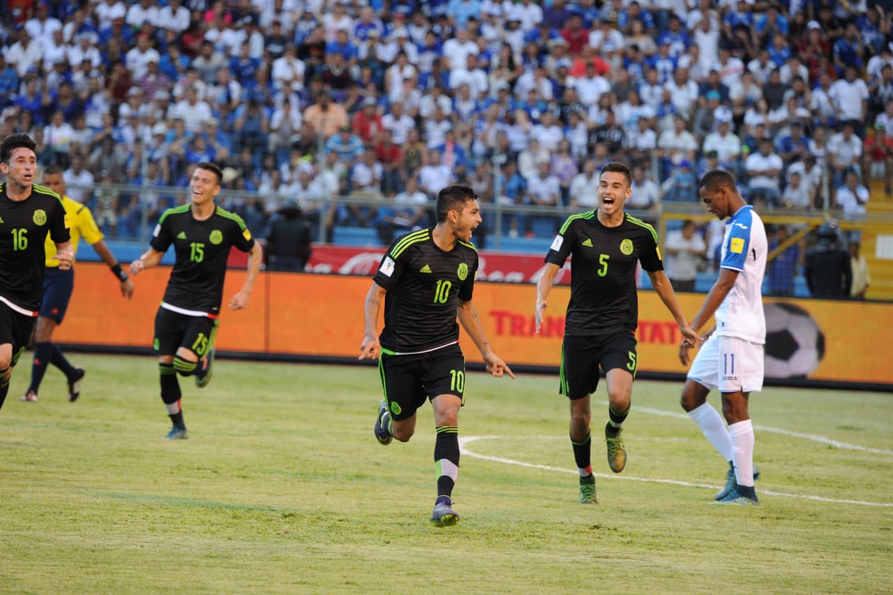 Días después logró una histórica victoria de 2-0 ante Honduras en San Pedro Sula.