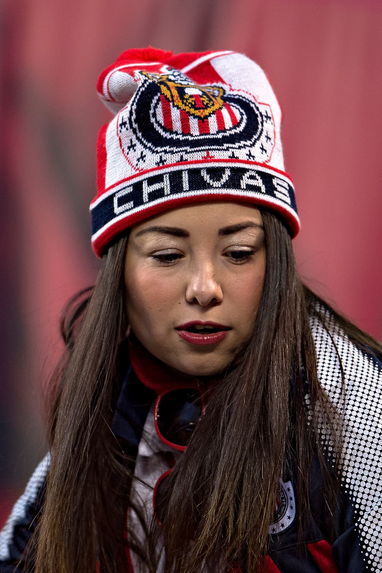 Los fanáticos de las Chivas llegaron hasta New Jersey para acomapañar al Rebaño en una jornada que genera mucha expectactiva después del triunfo en suelo tapatío la semana pasada. Mucho colorido, música y buen ambiente para la semifinal de la Concacaf Liga de Campeones.
